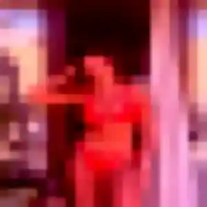 Lena, 36 ans, dispo pour rencontre sexy à Saint-Pierre-en-Auge