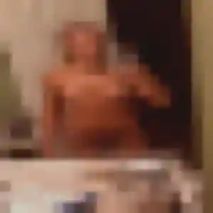 Nadine, 28 ans, connectée à Salies-de-Béarn pour une rencontre coquine