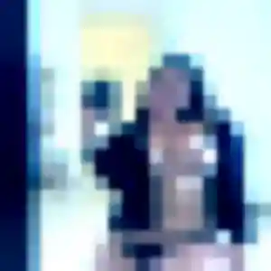 Contacte Anouk, 25 ans à Soustons en privé
