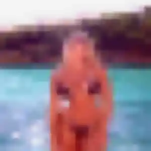Lamia, femme de 39 ans cherche rencontre sexy à Sully-sur-Loire