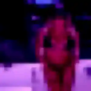 Contacte Colombine, 23 ans à Thouars en privé