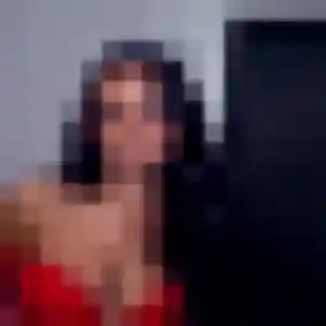 Leonore de Val-de-Reuil, 42 ans - rencontre sexy sans prise de tête