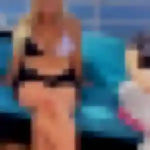 Découvre Anne, 22 ans à Villecresnes en privé