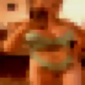 Whitney, 28 ans, dispo pour rencontre sexy à Villiers-Saint-Frédéric